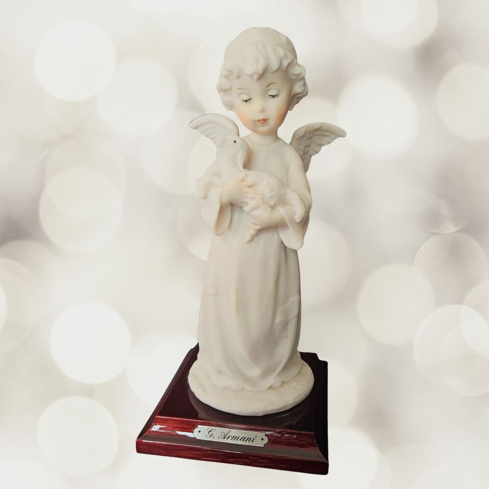 VTG 1983 Giuseppi Armani 'Little Angel with Lamb' Porcelain Figurine on Base
